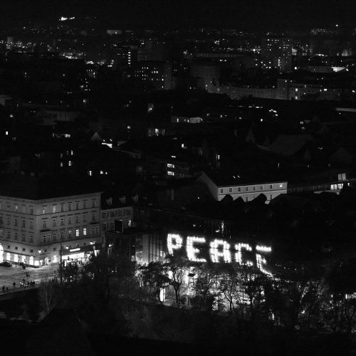 MINDFULNESS MEDIATATIONS von Signe Pierce (Foto: Marija Kanizaj)