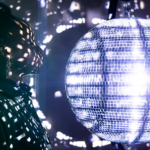 Five Planets von Mischa Kuball