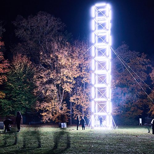 TOWER von Neon Golden