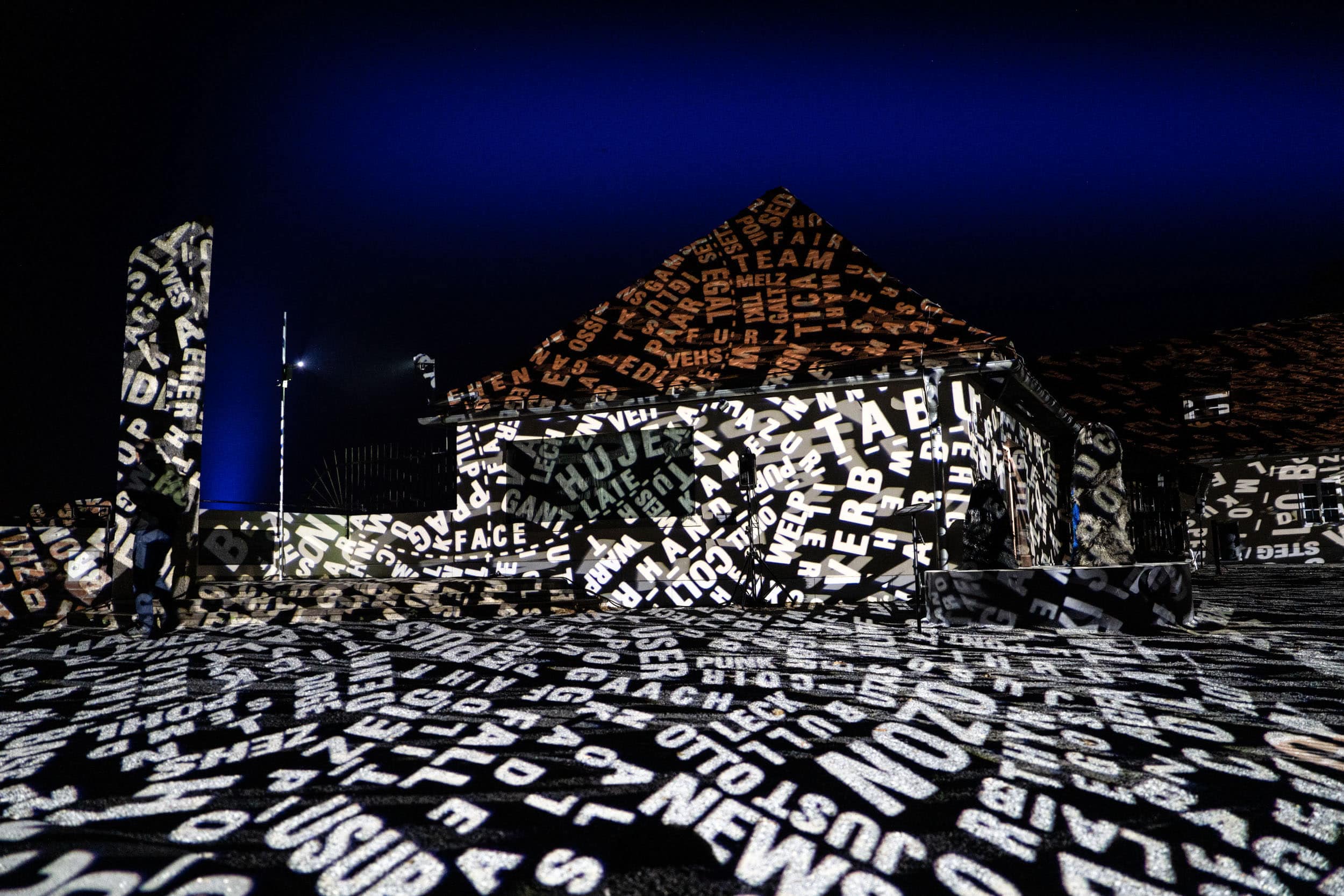2022 Constellations by Hartung & Trenz (c) Luke Goodlife 5