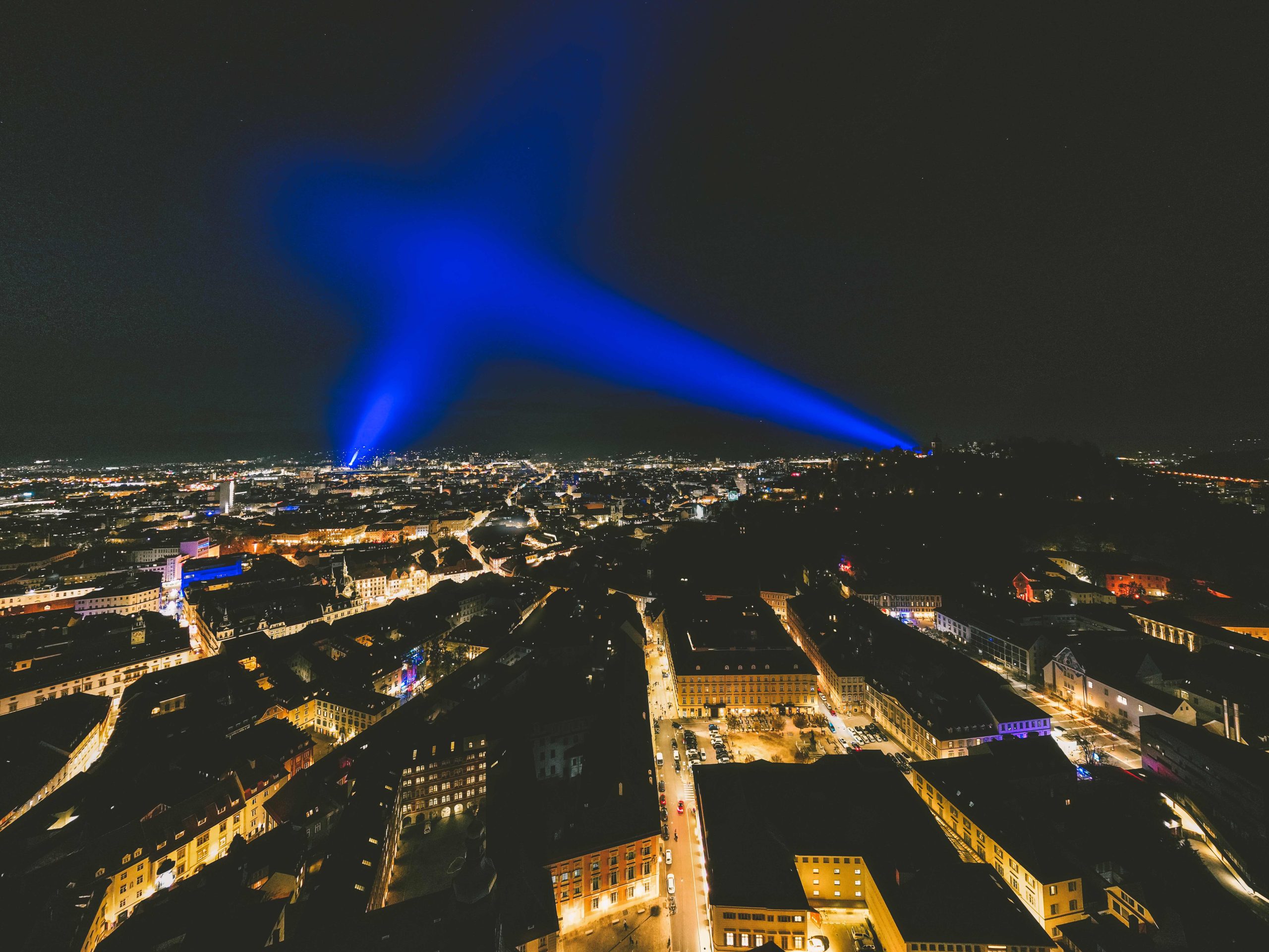 SLIDER 2022 Blue Sky by Kari Kola (c) Luke Goodlife