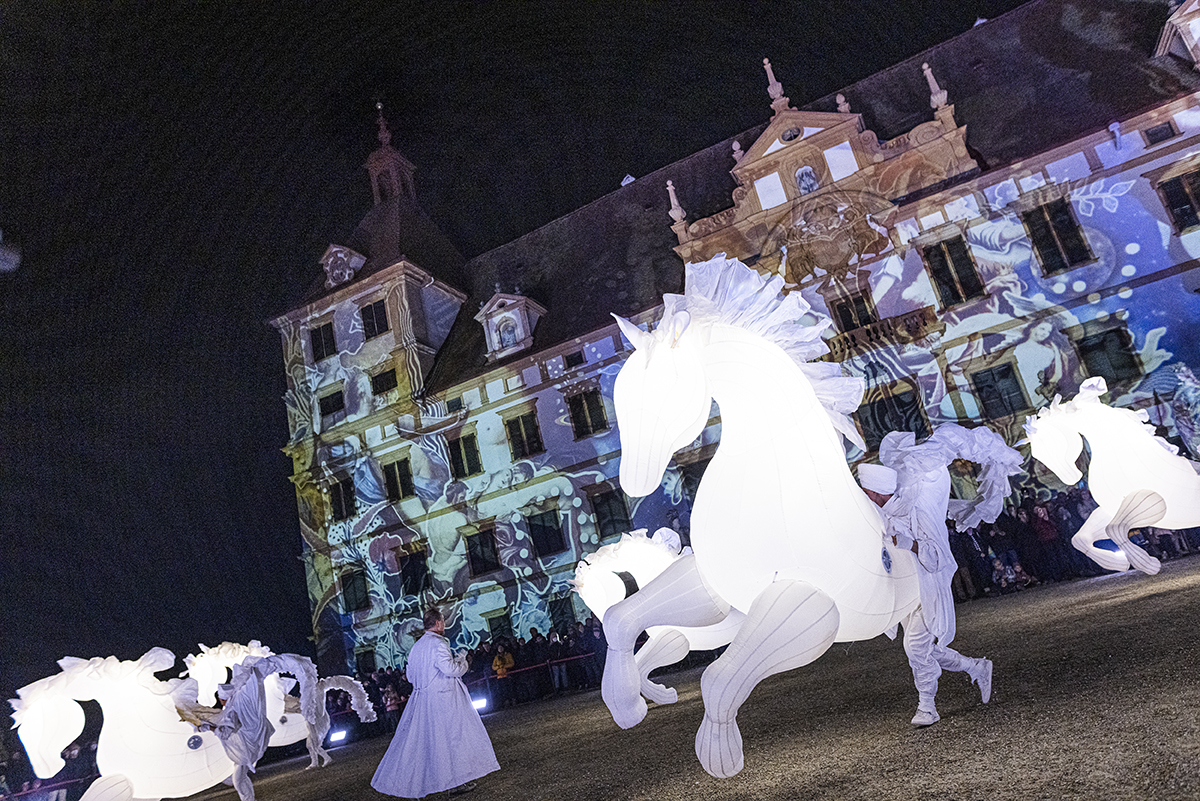 2021 Fiers a Cheval by Compagnie des Quidams (c) Marija Kanizaj 3