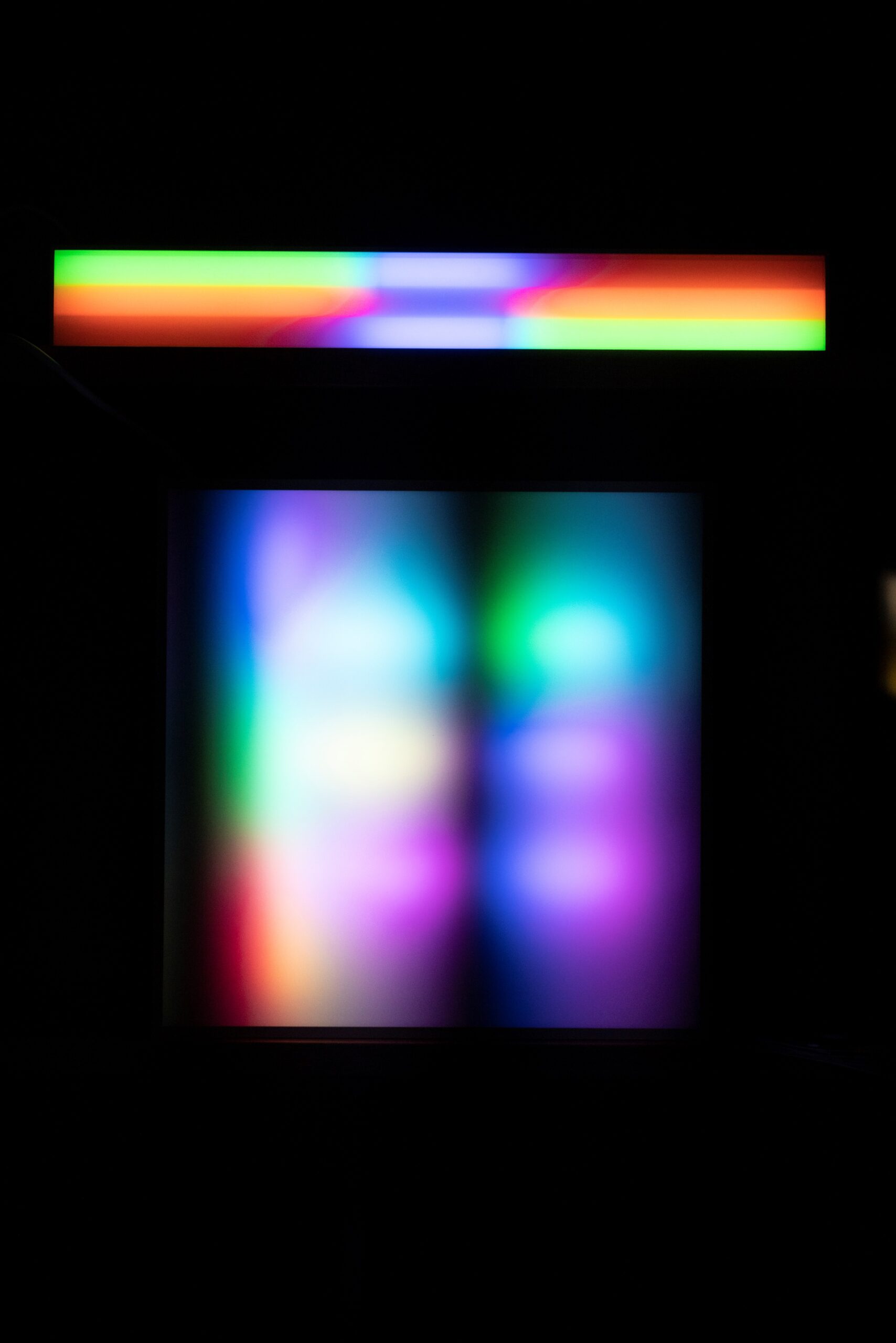 2023 Kunstfenster Led-Relief Comprise 3a and Lichtfeld Comprise 2 by Miriam Prantl (c) Julian Tatzl 1