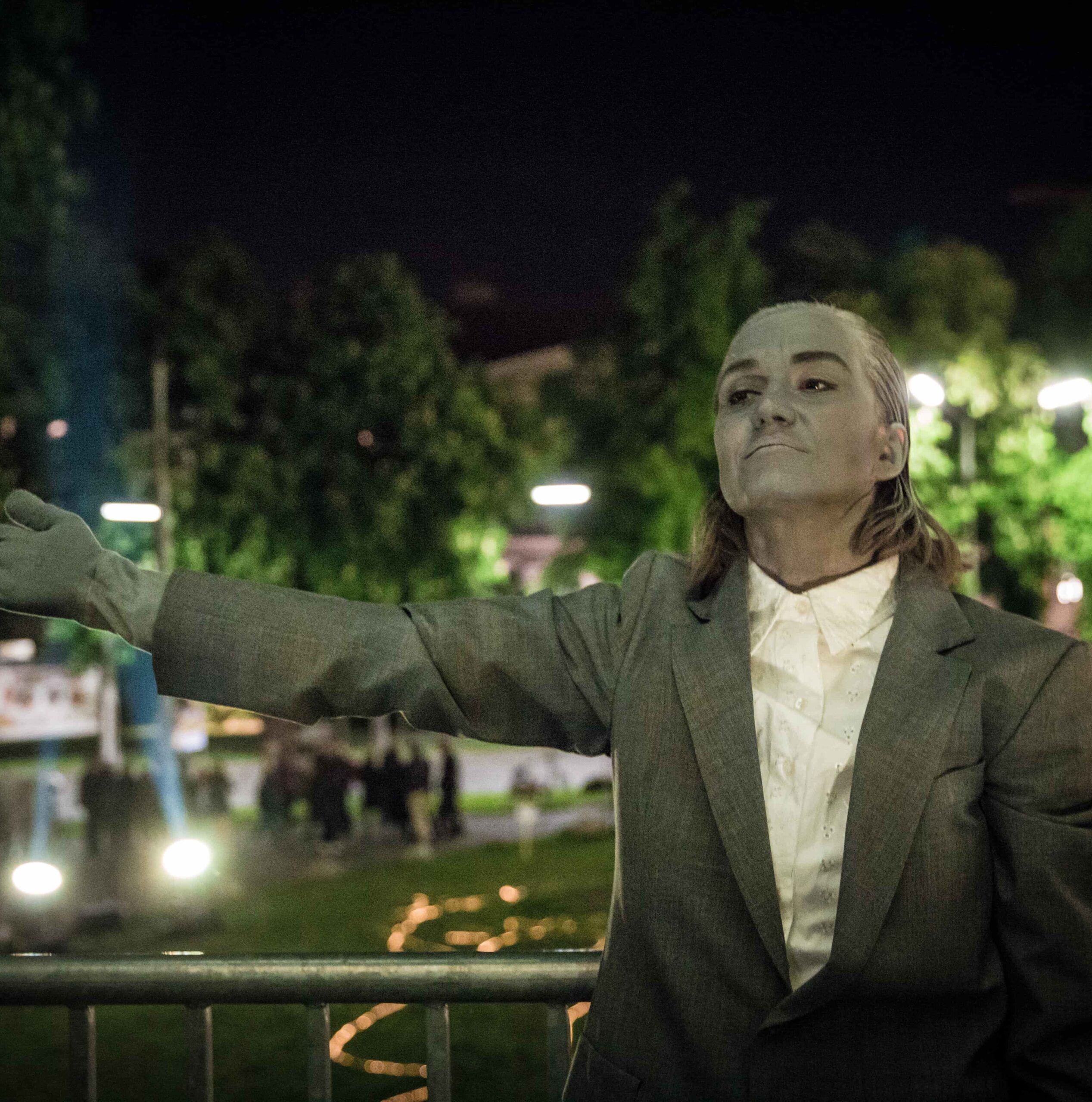 2016 I, Libertas, Hold You, Little Earth by Tamara Friebl (c) Alex Koch 4