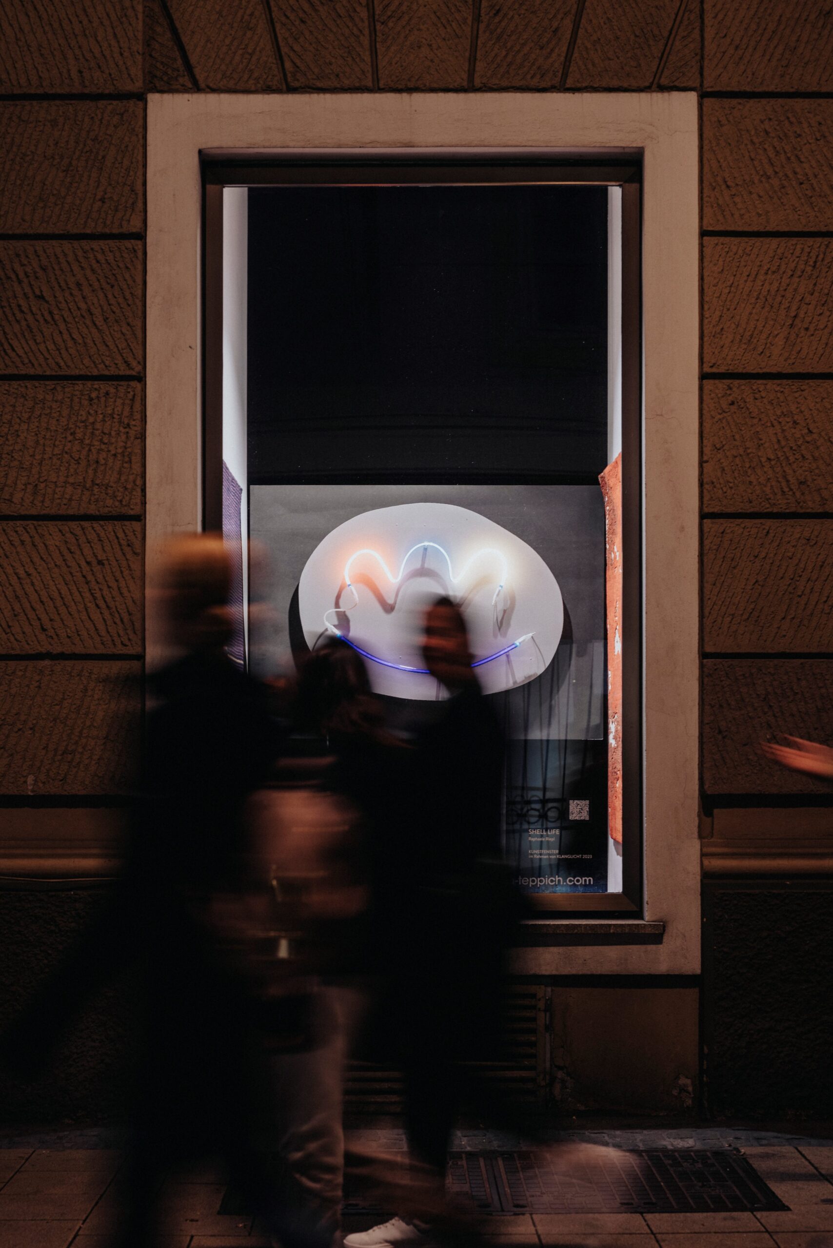 2023 Kunstfenster Shell Life and Attract & Repel by Raphaela Riepl (c) Julian Tatzl 2