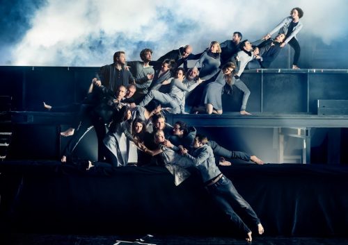 Schauspielhaus-Textsplitter-c-Lupi-Spuma-1440x1017