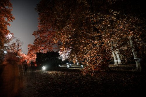 beyond that by Brigitte Kowanz (c) Alex Koch for Klanglicht 2021_DSC0403_022